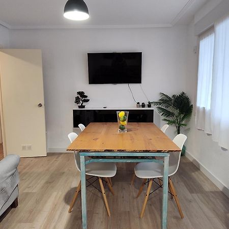 Apartamento Entero Con Desayuno Incluido Y Parking Gratuito, A 3 Km De Playa Con Aire Acondicionado Muskiz Esterno foto